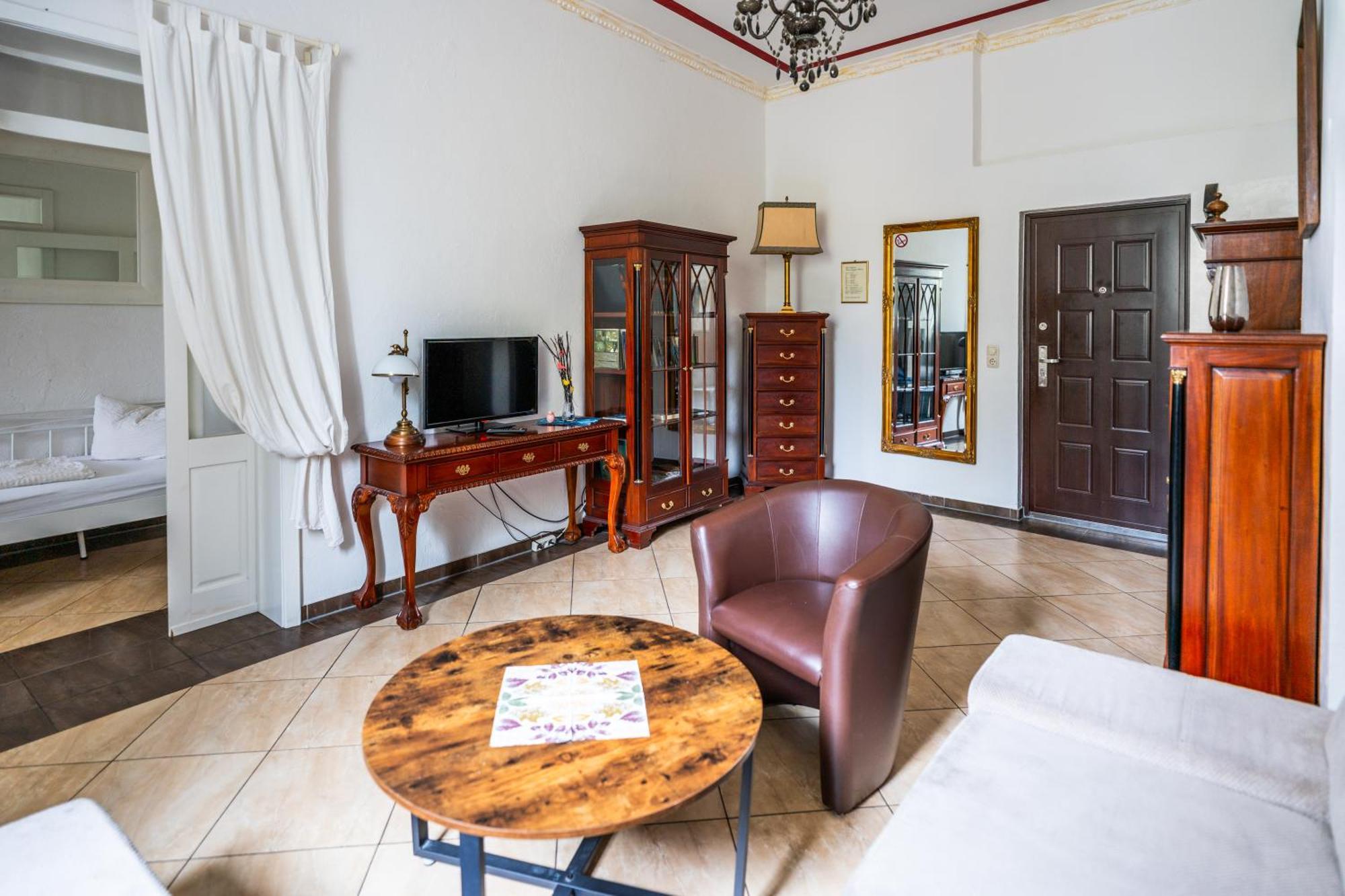 Villa Backstein Obo19 Schwerin  Exteriör bild